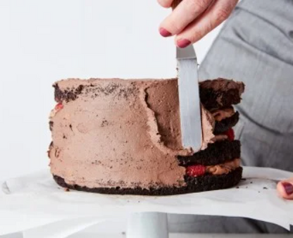 Icing Spatula Tappered Blade 250mm Mila Kitchen Ghana (www.milakitchen.com)